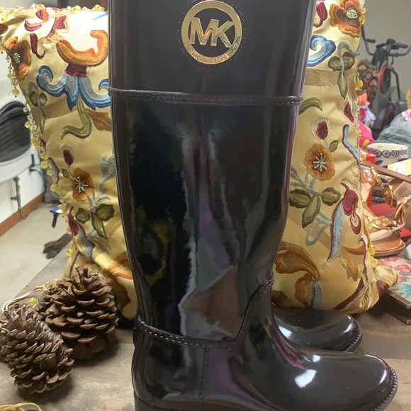 Michael Kors Shoes - 🧚🏻Brand New Micheal Kors Rubber Boots🧚🏻
